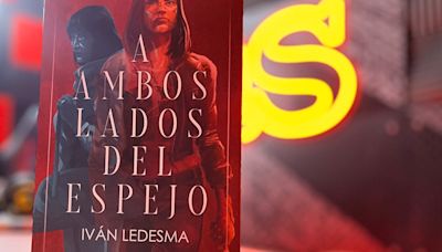 ‘A ambos lados del espejo’, un thriller psicológico desgarrador que sacude la conciencia