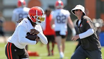 D'Onta Foreman Back With Browns at Training Camp After Hospitalization