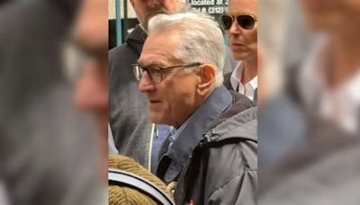 No, Robert de Niro no se estaba enfrentando a manifestantes propalestinos en este vídeo: se trata de una escena de su nueva serie