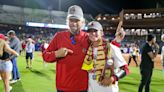 How do you like OU softball now? Watch Toby Keith sing with Sooners after NCAA title