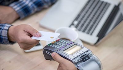 Cómo reducir el balance de sus tarjetas de crédito