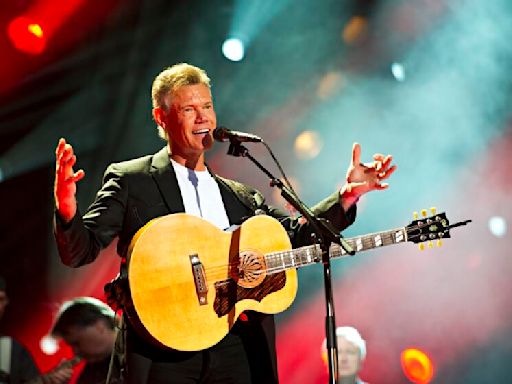 Randy Travis releases new music with the help of AI after a stroke