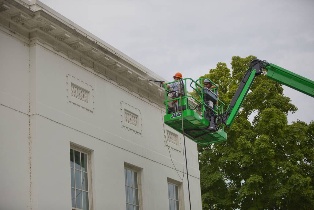 More than two-thirds of federal buildings need repair, watchdog finds