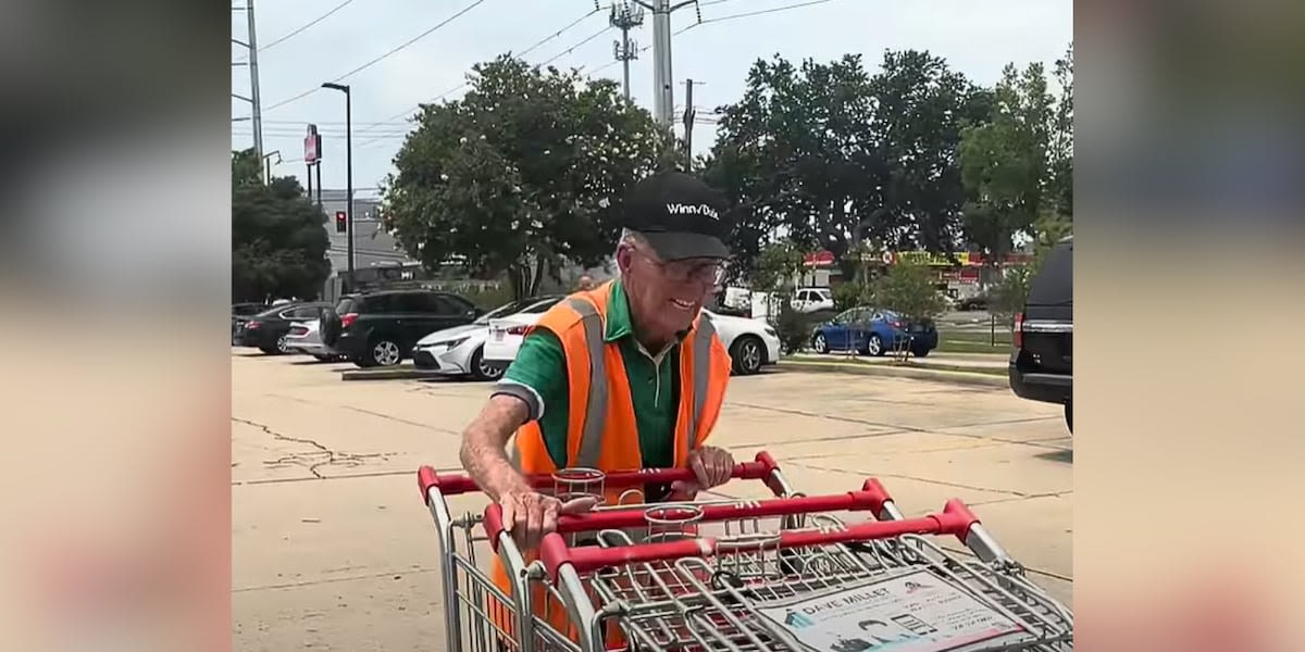 Fundraiser earns more than $220K to help 90-year-old veteran retire from grocery store