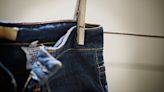La razón química de por qué los jeans originales eran azules (y por qué se llaman jeans o denim)