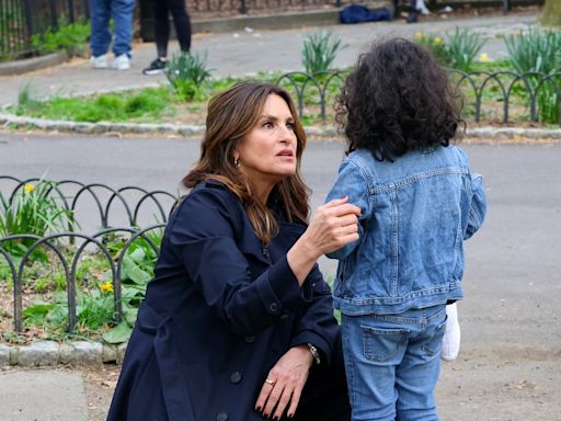 Mariska Hargitay Helps Child Find Her Mom While Filming 'Law & Order'