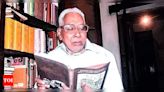 City remembers Kol’s ‘barefoot chronicler’ | Kolkata News - Times of India