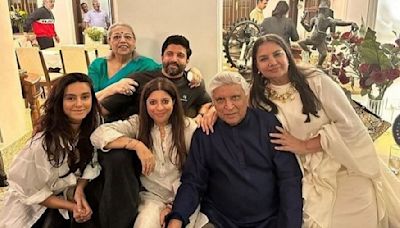 Shabana Azmi Reveals Zoya And Farhan Are More Comfortable With Her Than Javed Akhtar; Gives Credit To Honey