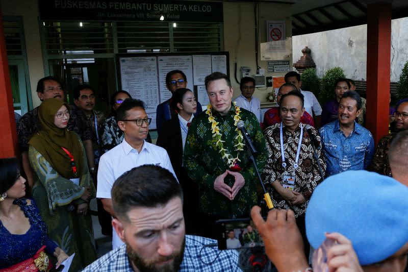 Indonesia minister says Musk to consider offer to build EV battery plant in country