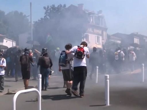 Police clash with protesters at water reservoir demonstrations in La Rochelle
