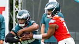Eagles’ new coach calls out ‘piss poor’ plays, while Jalen Hurts displays accuracy