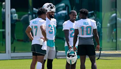 Dolphins minicamp: Jaylen Waddle dominates but defense wins day and other observations from Day 2