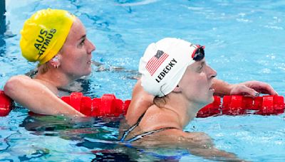 Katie Ledecky starts Olympic swimming with fastest time in 400 free prelims, just ahead of Titmus