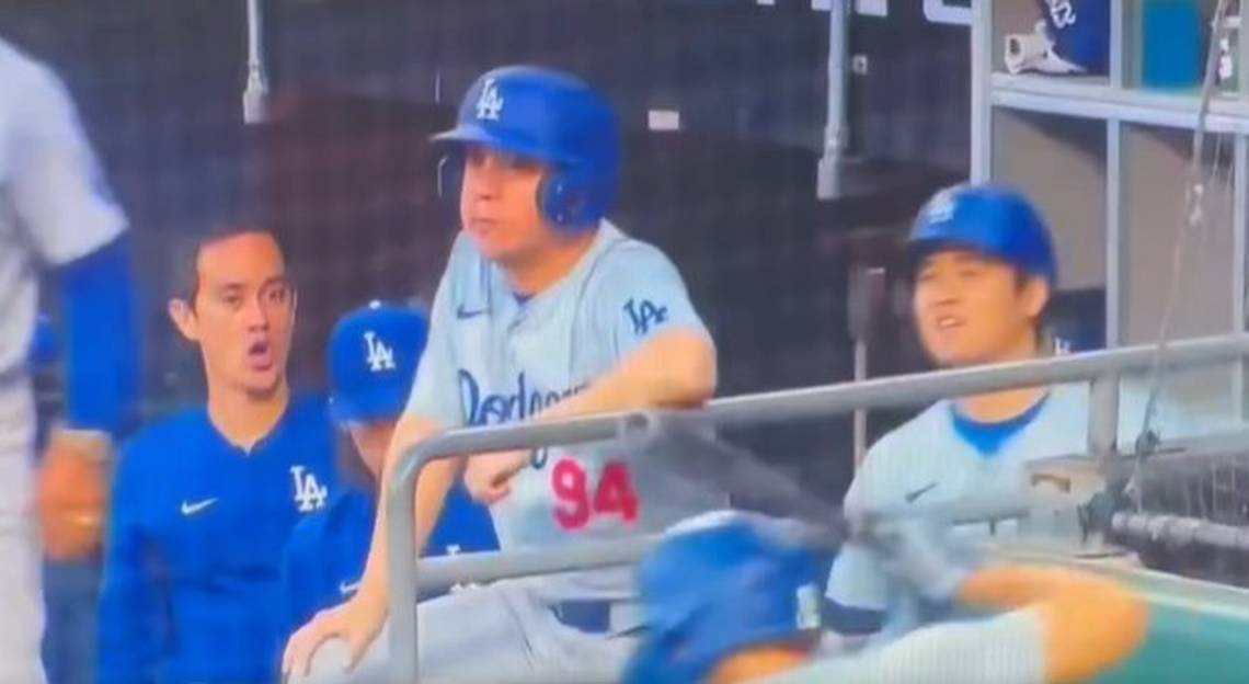 Dodgers batboy casually snags screaming liner that could’ve hit Shohei Ohtani