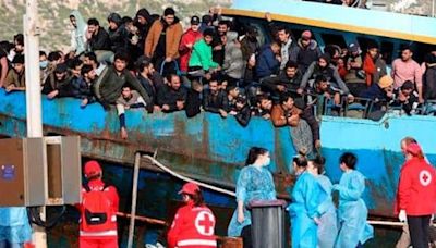 Cerca de 140 migrantes llegan a costas de Grecia