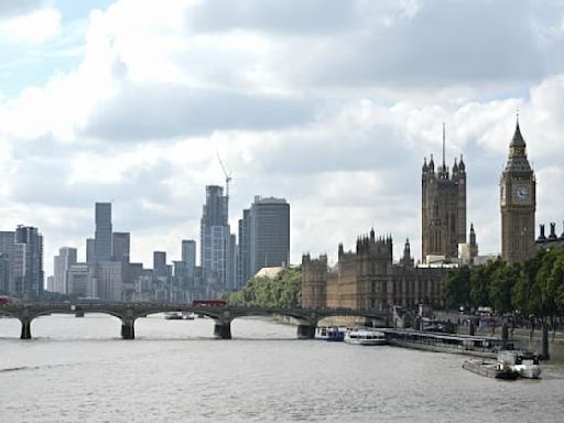 Londres: un homme inculpé après l'agression au couteau d'une fillette dans le centre de la ville