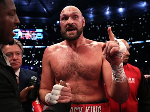 Fury vs Usyk live stream: How to watch boxing online, start time, full fight card, odds, main event now