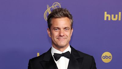 Joshua Jackson Reacts to 2024 Emmy Awards Bringing Him Out to ‘I Don’t Want to Wait’