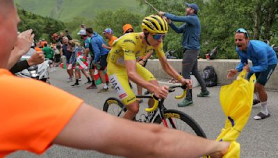 Fan who threw crisps at Tadej Pogačar and Jonas Vingegaard at Tour de France arrested - reports