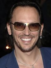 Steve Valentine