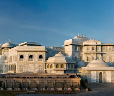 A new Raffles hotel opened in India's 'Pink City.’ Here's what it looks like inside