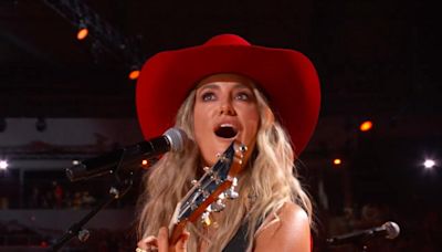 Lainey Wilson Opens 2024 ACM Awards With Fiery Performance