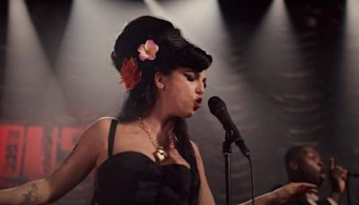 Back to Black: Amy Winehouse dispara em ouvintes após lançamento do filme