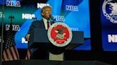 Trump recibe apoyo oficial de la Asociación Nacional del Rifle y promete una defensa de la Segunda Enmienda