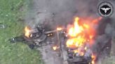 俄軍T-80主戰車 慘遭烏軍無人機「開罐頭」 - 自由軍武頻道