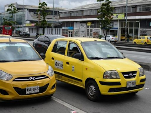 Cuándo llegó el primer taxi a Colombia: historia con llamativo dato sobre Kia y Hyundai
