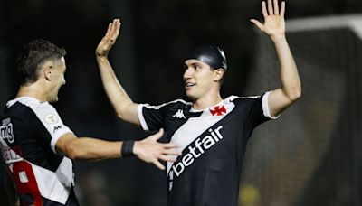 Em noite de belos gols, Vasco faz 2 a 0 no Corinthians e chega à terceira vitória consecutiva no Brasileirão