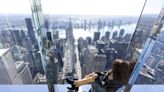Algunos rascacielos de Nueva York ya tienen a robots limpiando sus ventanas