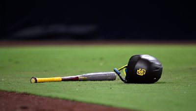 Padres News: Grandpa Buddy celebrates 96th birthday at Petco Park