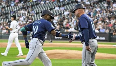 Eight-run first inning sparks Mariners' rout of White Sox