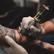 Tattoo & Piercing