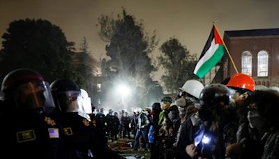 La policía desmantela la protesta propalestina en la universidad de Los Angeles