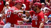 Mike Moustakas hits career homer No. 200, Reds stun Rays with three-game sweep