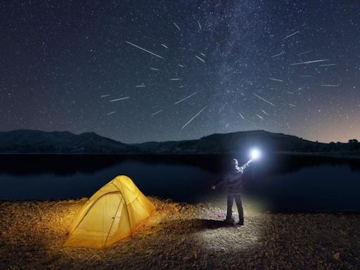 See Two Meteor Showers Peak As Perseid ‘Shooting Stars’ Surge