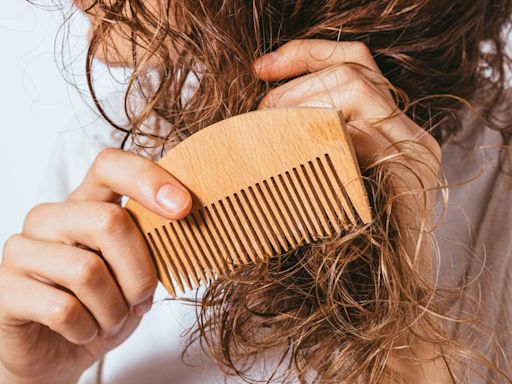 Olvídate del frizz del pelo: los trucos naturales que puedes hacer para eliminarlo