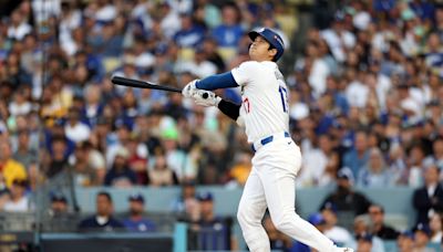 Shohei Ohtani hits 1st career playoff HR to tie Game 1 in Dodgers-Padres NLDS