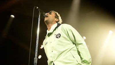 Liam Gallagher “calla” a fanático que criticó la venta de boletos para los shows de Oasis - El Diario NY