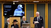 King addresses Senedd in Welsh and English