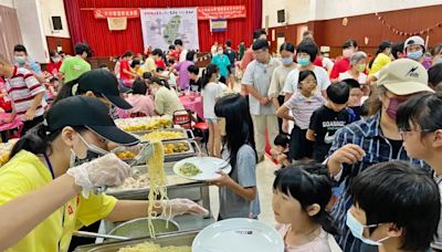 弘光科大生「環台義煮」 同學：分享美食