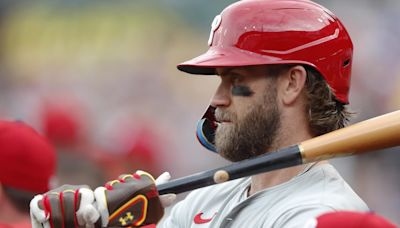 Watch: Bryce Harper smashes homer in first career at-bat at Target Field