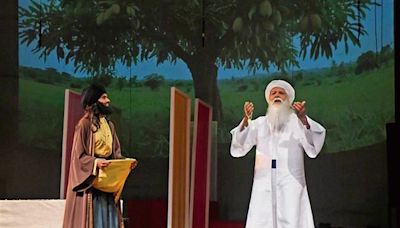 The play Bulleh Shah delves into the life of the poet and the most important chapters of Punjabi Sufi history