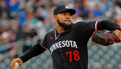 Is Twins starter Simeon Woods Richardson a Rookie of the Year contender?