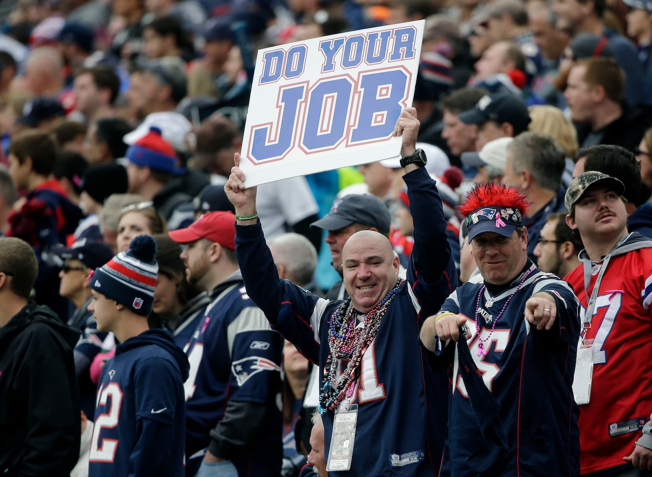 No more ‘Do your job;’ Jerod Mayo replaces Belichick-era signs at Patriots facility (report)