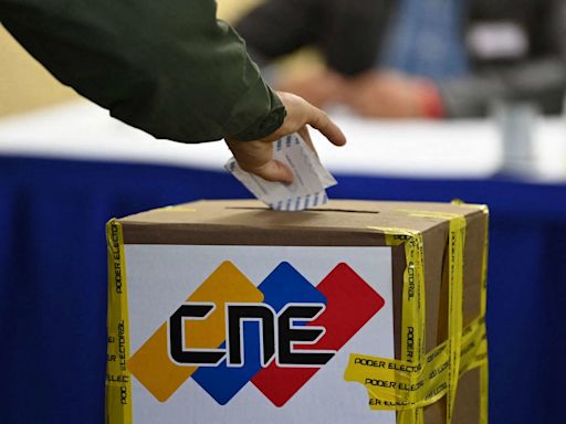 Elecciones presidenciales en Venezuela: abre el colegio electoral de Madrid