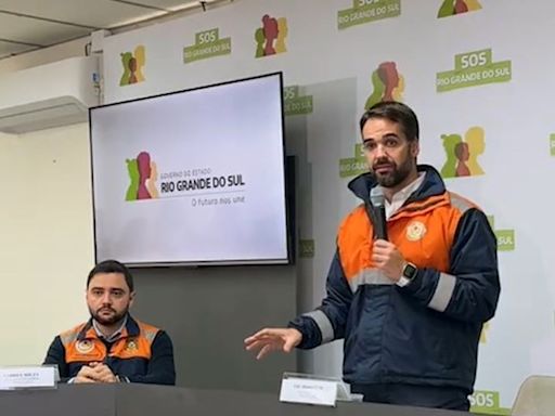 Eduardo Leite anuncia PIX de R$ 2 mil para famílias não incluídas no 1º programa às vítimas no RS