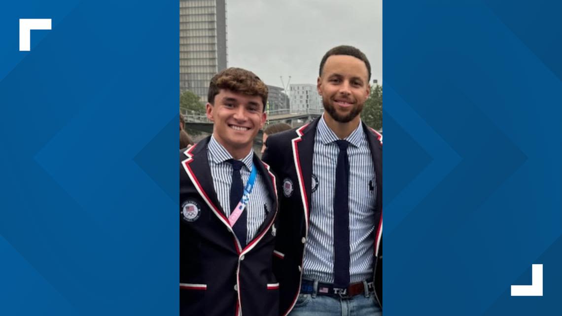 St. Louis-area native Tyler Downs takes photo with NBA star Steph Curry at Opening Ceremony